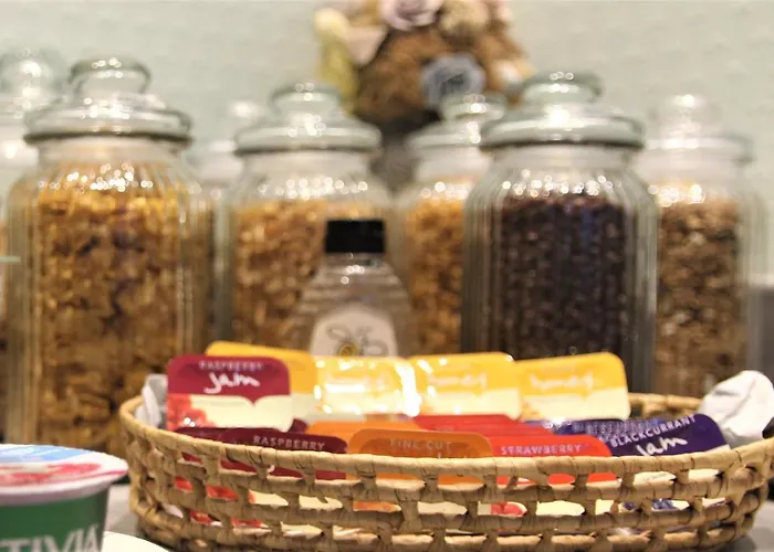 Top Blackpool Beach Hotels for Coastal Escapes