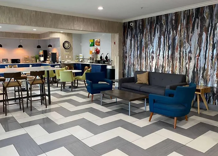 Best Hotels in Uniontown PA