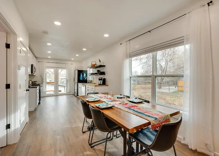 Top Hotels Near Lake Erie in Erie