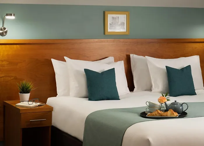 Best Hotels Central York with Parking