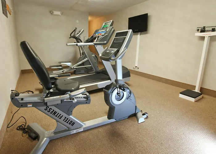 Best Hotels in Branson MO with Indoor Pool