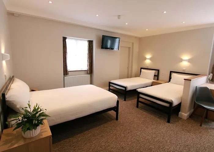Top Hotels Near Lords Cricket Ground London