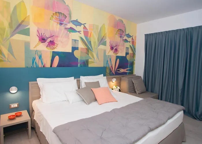 Albergo di Lusso sulla Spiaggia di Lignano Sabbiadoro