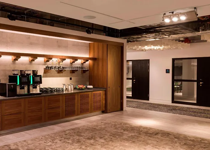 Top Hotels Near London's Waterloo Station