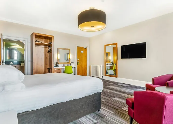 Top Park and Fly Hotels Near Edinburgh Airport
