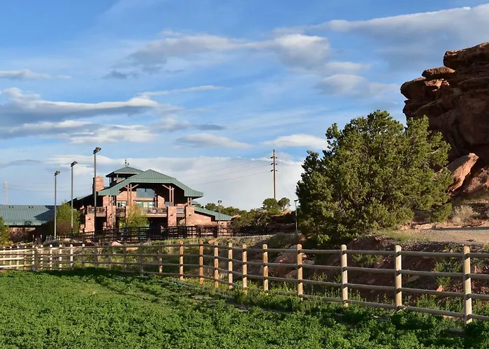 Best Hotels in Torrey, Utah for Nature Lovers